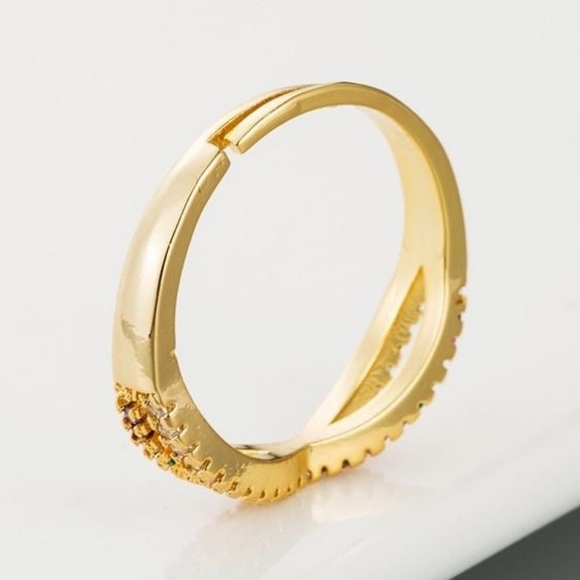 Colorful ring. - Picture 3 of 7